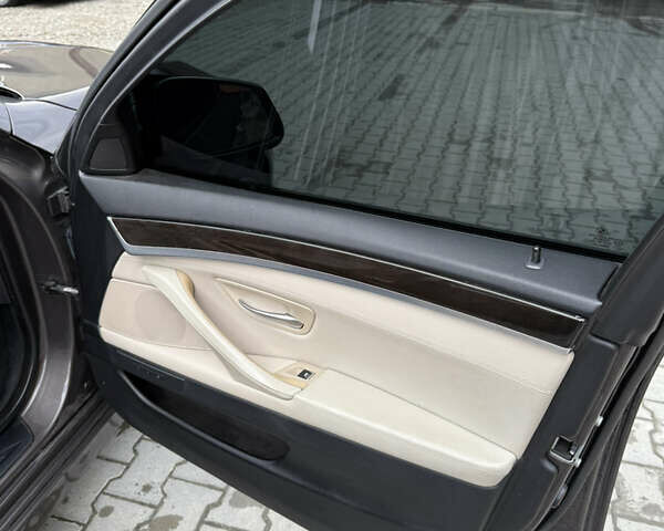 Коричневый БМВ 5 Серия, объемом двигателя 2 л и пробегом 263 тыс. км за 15499 $, фото 23 на Automoto.ua