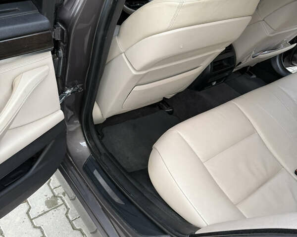 Коричневый БМВ 5 Серия, объемом двигателя 2 л и пробегом 263 тыс. км за 15499 $, фото 31 на Automoto.ua