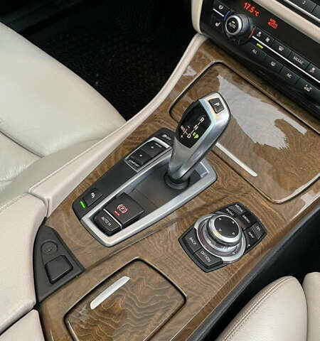 Коричневый БМВ 5 Серия, объемом двигателя 3 л и пробегом 325 тыс. км за 16000 $, фото 22 на Automoto.ua