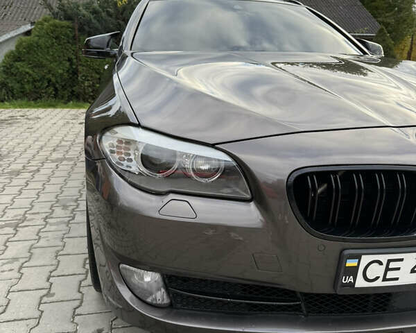 Коричневый БМВ 5 Серия, объемом двигателя 2 л и пробегом 263 тыс. км за 15499 $, фото 1 на Automoto.ua