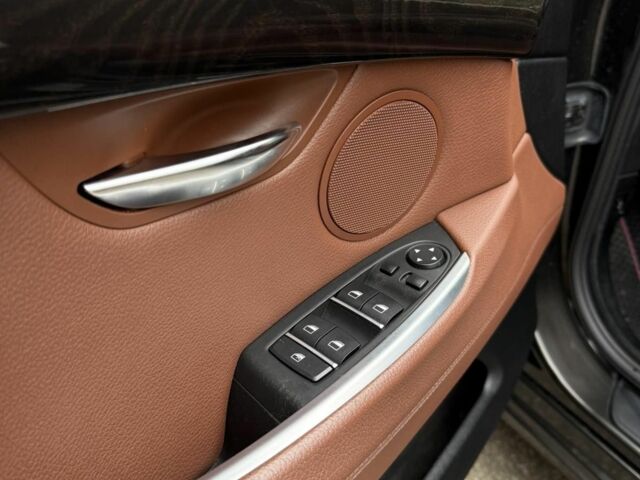 Коричневий БМВ 5 Серія, об'ємом двигуна 2 л та пробігом 267 тис. км за 17700 $, фото 8 на Automoto.ua