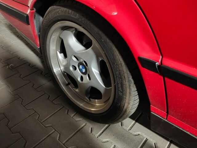 Красный БМВ 5 Серия, объемом двигателя 3.6 л и пробегом 139 тыс. км за 1550 $, фото 10 на Automoto.ua