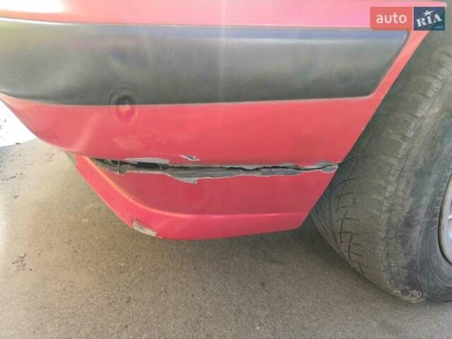 Красный БМВ 5 Серия, объемом двигателя 2 л и пробегом 380 тыс. км за 2100 $, фото 5 на Automoto.ua