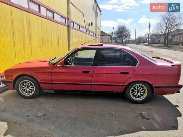 Красный БМВ 5 Серия, объемом двигателя 2 л и пробегом 380 тыс. км за 2100 $, фото 9 на Automoto.ua