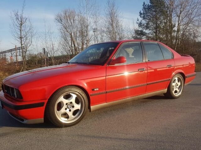 Красный БМВ 5 Серия, объемом двигателя 3.6 л и пробегом 139 тыс. км за 1550 $, фото 8 на Automoto.ua