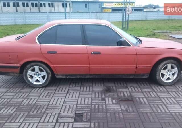 Красный БМВ 5 Серия, объемом двигателя 2.4 л и пробегом 444 тыс. км за 2222 $, фото 1 на Automoto.ua