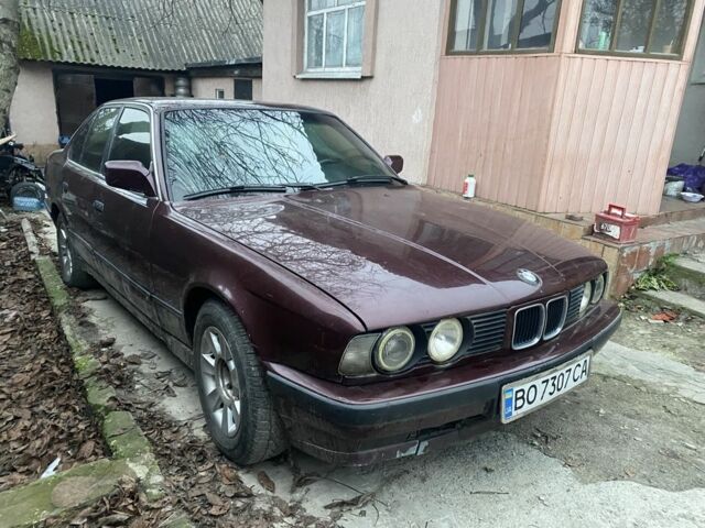 Красный БМВ 5 Серия, объемом двигателя 2.5 л и пробегом 200 тыс. км за 1600 $, фото 4 на Automoto.ua