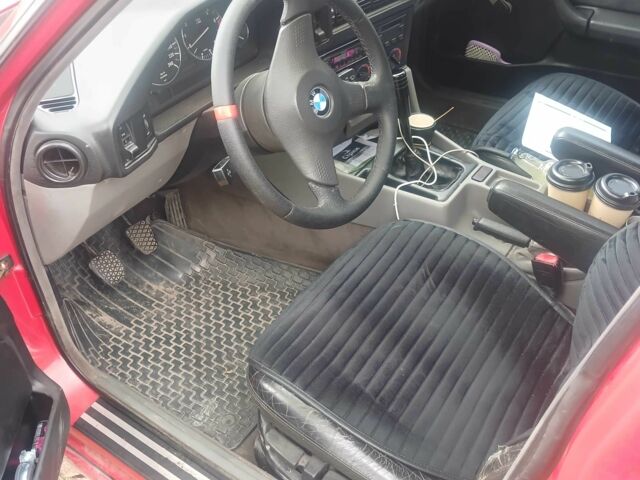 Червоний БМВ 5 Серія, об'ємом двигуна 2.5 л та пробігом 360 тис. км за 3000 $, фото 4 на Automoto.ua