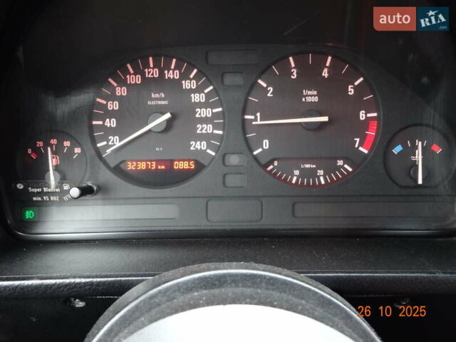 Красный БМВ 5 Серия, объемом двигателя 2 л и пробегом 323 тыс. км за 4500 $, фото 13 на Automoto.ua