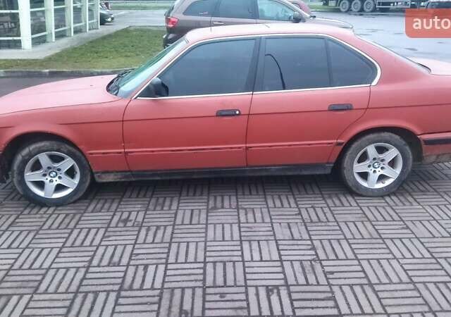 Красный БМВ 5 Серия, объемом двигателя 2.4 л и пробегом 444 тыс. км за 2222 $, фото 8 на Automoto.ua