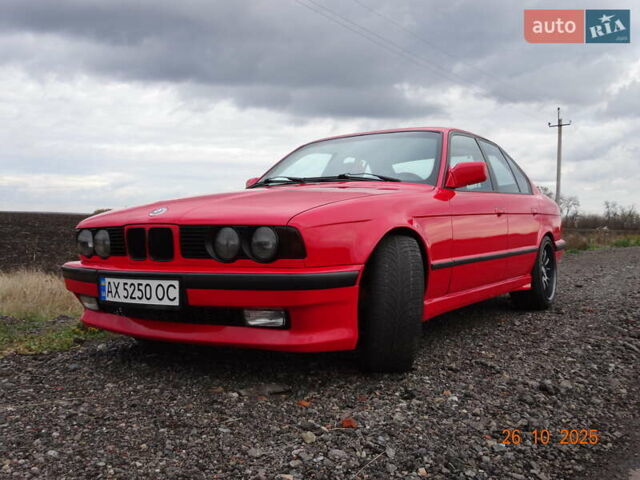 Красный БМВ 5 Серия, объемом двигателя 2 л и пробегом 323 тыс. км за 4500 $, фото 5 на Automoto.ua