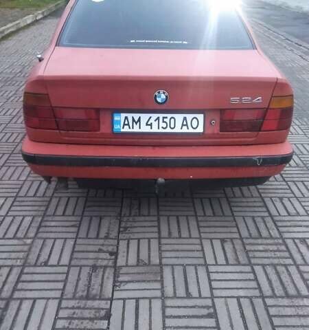 Красный БМВ 5 Серия, объемом двигателя 2.4 л и пробегом 444 тыс. км за 2222 $, фото 4 на Automoto.ua
