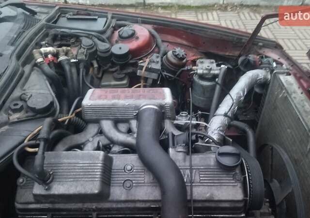 Красный БМВ 5 Серия, объемом двигателя 2.4 л и пробегом 444 тыс. км за 2222 $, фото 9 на Automoto.ua