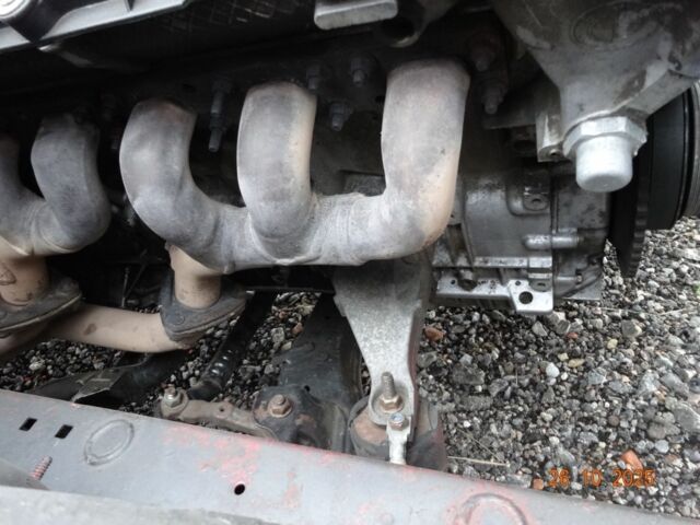 Красный БМВ 5 Серия, объемом двигателя 2 л и пробегом 323 тыс. км за 4500 $, фото 11 на Automoto.ua