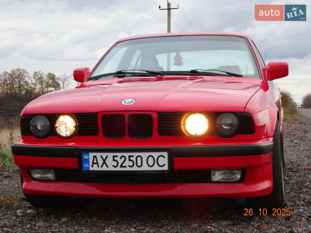 Красный БМВ 5 Серия, объемом двигателя 2 л и пробегом 323 тыс. км за 4500 $, фото 1 на Automoto.ua