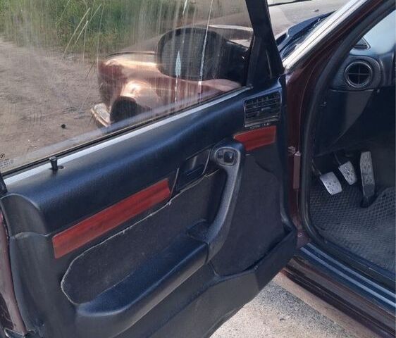 Красный БМВ 5 Серия, объемом двигателя 2.8 л и пробегом 465 тыс. км за 3000 $, фото 3 на Automoto.ua