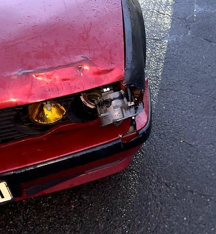 Красный БМВ 5 Серия, объемом двигателя 2.5 л и пробегом 500 тыс. км за 2100 $, фото 5 на Automoto.ua