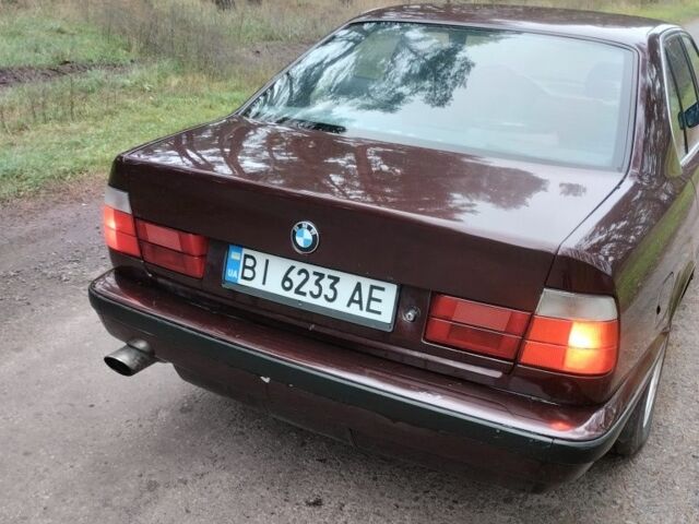 Красный БМВ 5 Серия, объемом двигателя 2.5 л и пробегом 311 тыс. км за 2450 $, фото 6 на Automoto.ua