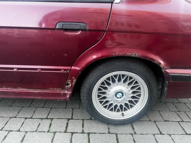 Червоний БМВ 5 Серія, об'ємом двигуна 2.4 л та пробігом 400 тис. км за 2200 $, фото 2 на Automoto.ua