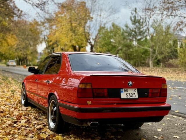 БМВ 5 Серія 1991 у Рівному на Automoto.ua Червоний БМВ 5 Серія, об'ємом двигуна 2 л та пробігом 333 тис. км за 2850 $, фото 4 на Automoto.ua