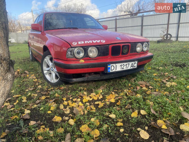 Червоний БМВ 5 Серія, об'ємом двигуна 1.8 л та пробігом 200 тис. км за 1100 $, фото 1 на Automoto.ua