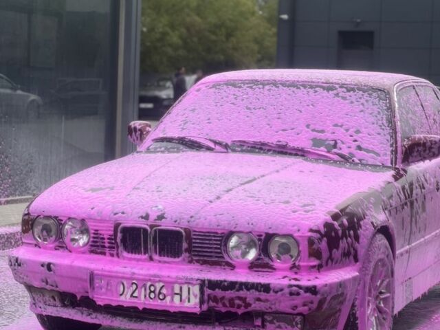 БМВ 5 Серия 1991 в Черновцах на Automoto.ua Красный БМВ 5 Серия, объемом двигателя 2.5 л и пробегом 156 тыс. км за 2000 $, фото 4 на Automoto.ua