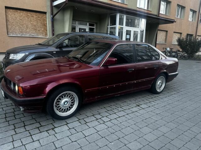 Червоний БМВ 5 Серія, об'ємом двигуна 2.4 л та пробігом 400 тис. км за 2200 $, фото 1 на Automoto.ua