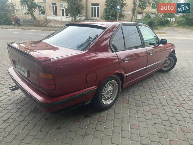 Красный БМВ 5 Серия, объемом двигателя 2 л и пробегом 150 тыс. км за 1700 $, фото 3 на Automoto.ua