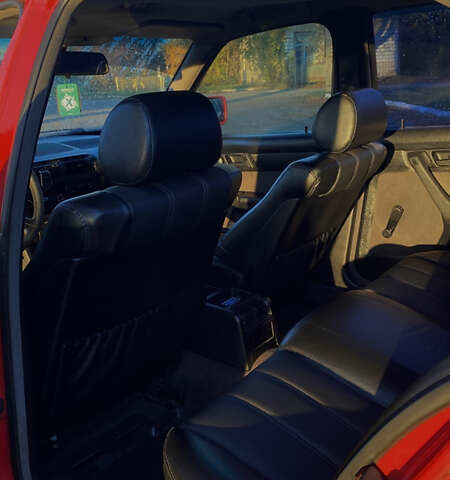 Красный БМВ 5 Серия, объемом двигателя 2 л и пробегом 330 тыс. км за 3000 $, фото 9 на Automoto.ua