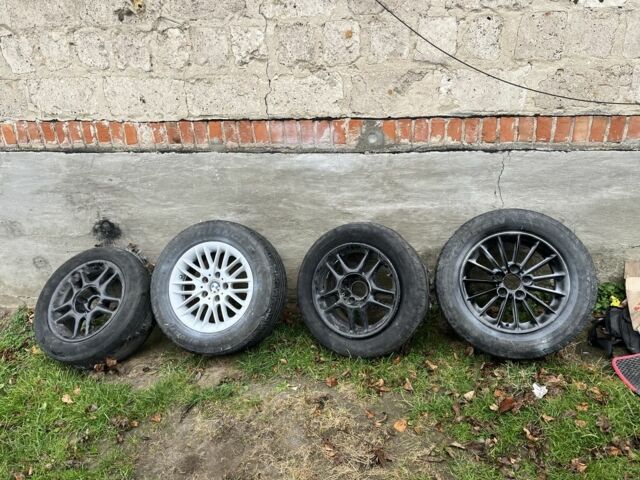 Красный БМВ 5 Серия, объемом двигателя 2.5 л и пробегом 500 тыс. км за 2200 $, фото 4 на Automoto.ua