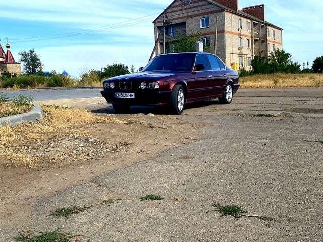 Червоний БМВ 5 Серія, об'ємом двигуна 2.5 л та пробігом 600 тис. км за 1900 $, фото 5 на Automoto.ua