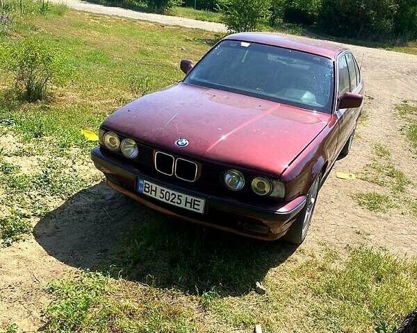 Красный БМВ 5 Серия, объемом двигателя 2.5 л и пробегом 600 тыс. км за 1900 $, фото 3 на Automoto.ua