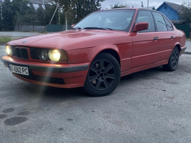 Червоний БМВ 5 Серія, об'ємом двигуна 2 л та пробігом 376 тис. км за 2500 $, фото 2 на Automoto.ua