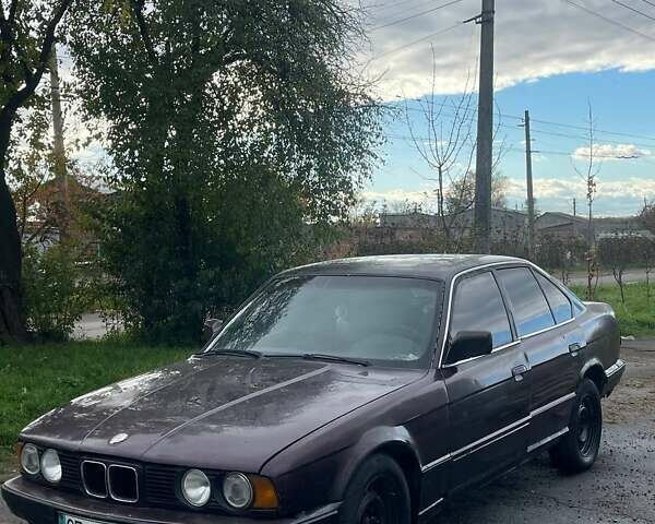 Красный БМВ 5 Серия, объемом двигателя 2.4 л и пробегом 455 тыс. км за 950 $, фото 1 на Automoto.ua