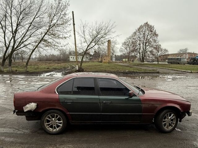 Красный БМВ 5 Серия, объемом двигателя 2 л и пробегом 3 тыс. км за 1537 $, фото 5 на Automoto.ua