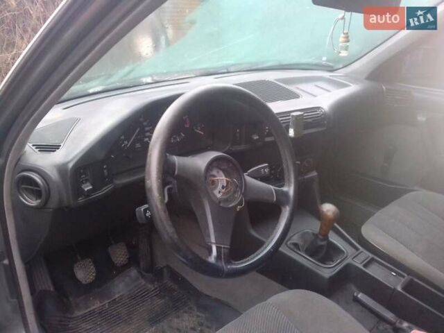 Красный БМВ 5 Серия, объемом двигателя 2.5 л и пробегом 202 тыс. км за 2500 $, фото 13 на Automoto.ua