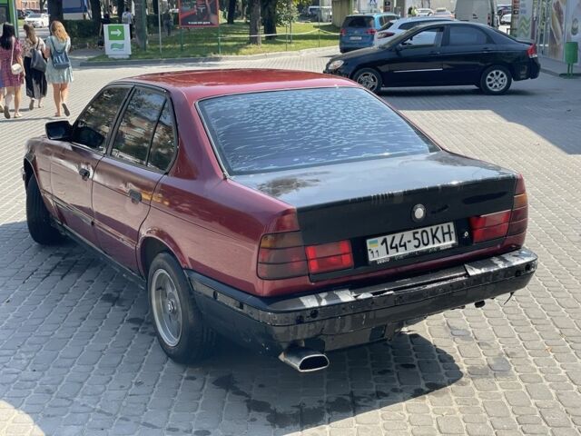 Красный БМВ 5 Серия, объемом двигателя 2.5 л и пробегом 366 тыс. км за 1600 $, фото 2 на Automoto.ua
