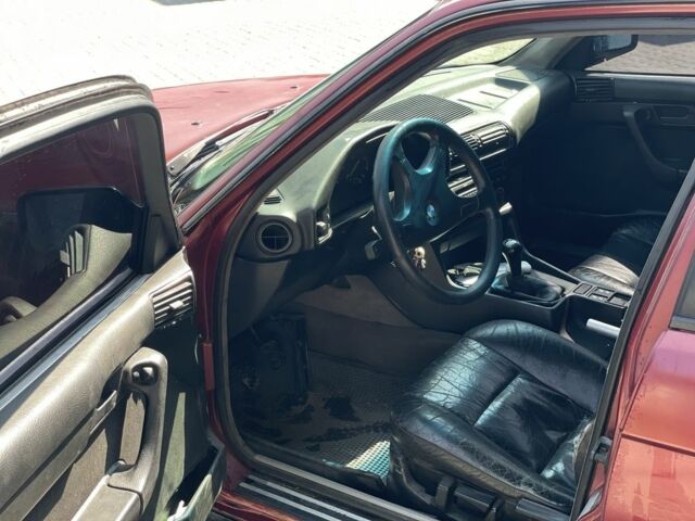 Красный БМВ 5 Серия, объемом двигателя 2.5 л и пробегом 366 тыс. км за 1600 $, фото 6 на Automoto.ua