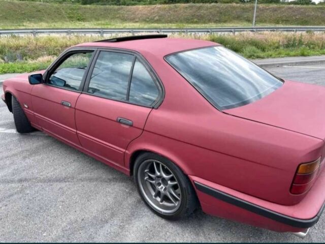 Червоний БМВ 5 Серія, об'ємом двигуна 2.5 л та пробігом 7 тис. км за 3800 $, фото 7 на Automoto.ua