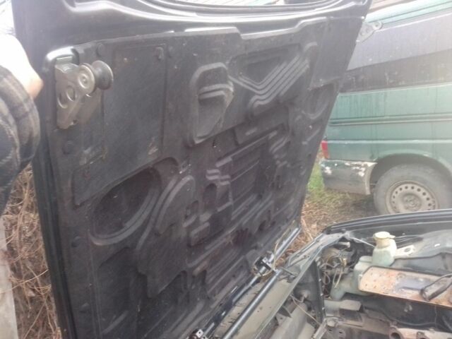 Красный БМВ 5 Серия, объемом двигателя 2.5 л и пробегом 202 тыс. км за 2500 $, фото 8 на Automoto.ua