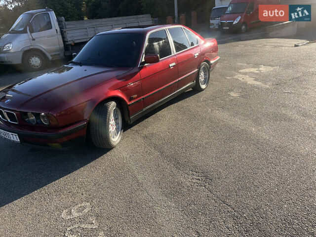 Красный БМВ 5 Серия, объемом двигателя 2.5 л и пробегом 276 тыс. км за 3100 $, фото 5 на Automoto.ua