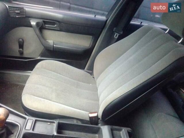 Красный БМВ 5 Серия, объемом двигателя 2.5 л и пробегом 202 тыс. км за 2500 $, фото 12 на Automoto.ua