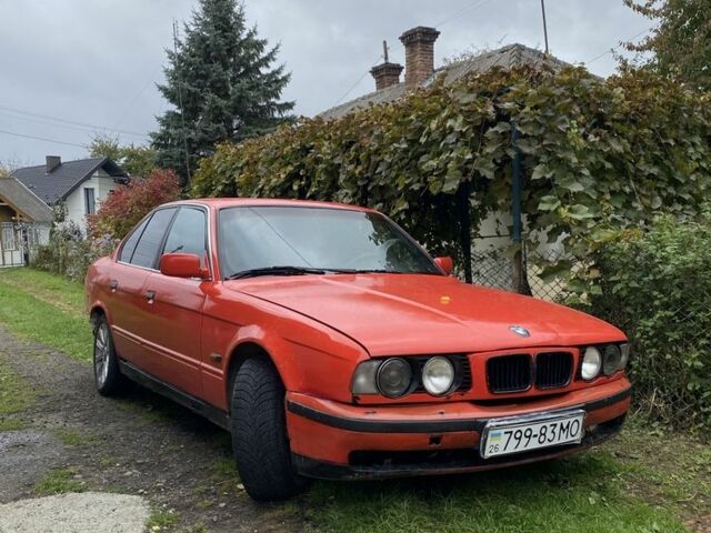 Красный БМВ 5 Серия, объемом двигателя 2.5 л и пробегом 320 тыс. км за 1100 $, фото 2 на Automoto.ua
