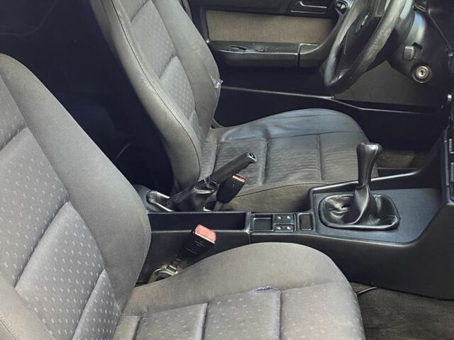 Красный БМВ 5 Серия, объемом двигателя 2.5 л и пробегом 320 тыс. км за 1100 $, фото 7 на Automoto.ua