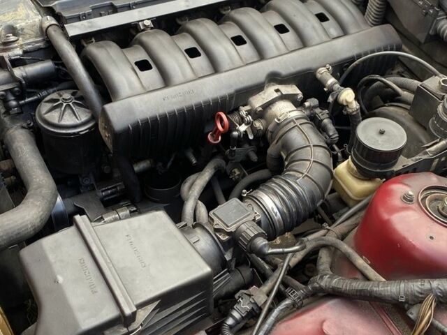 Красный БМВ 5 Серия, объемом двигателя 2.5 л и пробегом 320 тыс. км за 1100 $, фото 12 на Automoto.ua