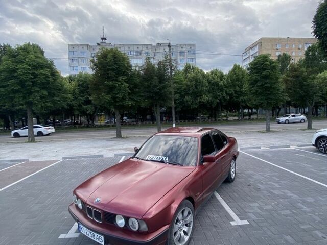 Красный БМВ 5 Серия, объемом двигателя 1.8 л и пробегом 200 тыс. км за 2500 $, фото 7 на Automoto.ua
