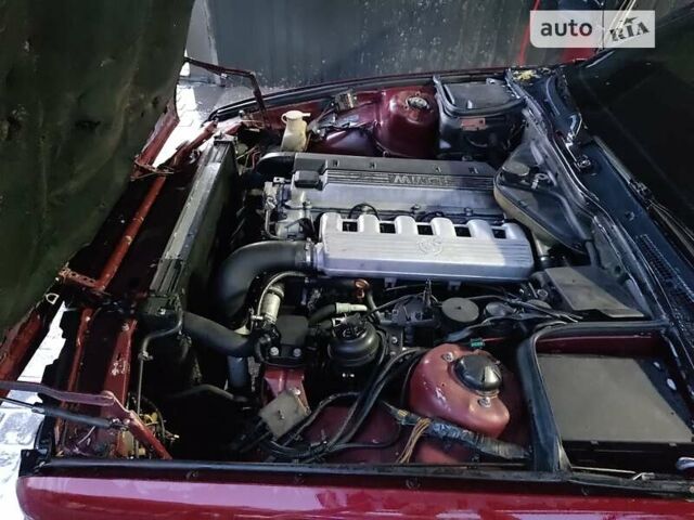 Красный БМВ 5 Серия, объемом двигателя 2.5 л и пробегом 345 тыс. км за 2150 $, фото 8 на Automoto.ua