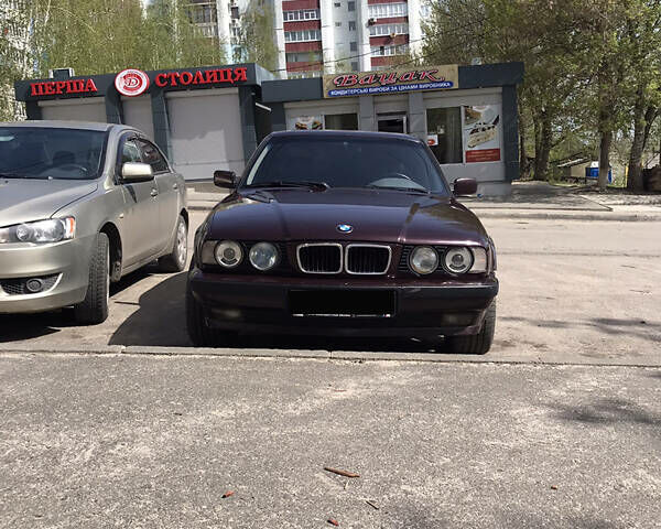 Красный БМВ 5 Серия, объемом двигателя 2.5 л и пробегом 371 тыс. км за 6500 $, фото 31 на Automoto.ua