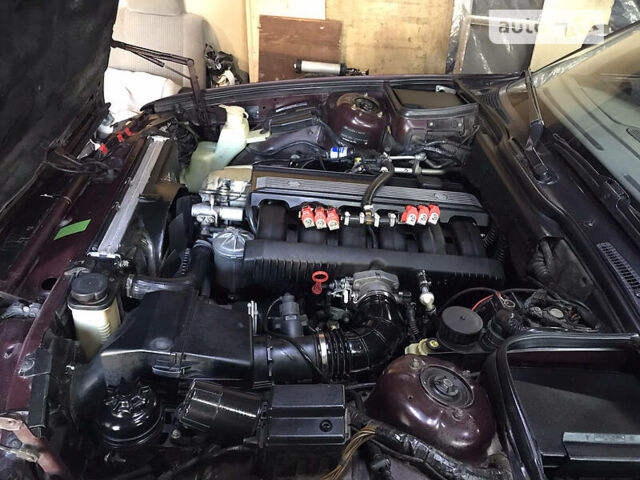 Красный БМВ 5 Серия, объемом двигателя 2.5 л и пробегом 371 тыс. км за 6500 $, фото 29 на Automoto.ua