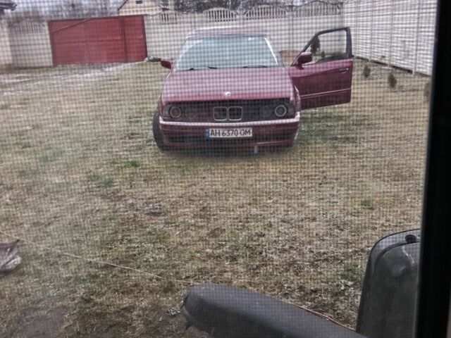 Красный БМВ 5 Серия, объемом двигателя 0 л и пробегом 100 тыс. км за 2500 $, фото 4 на Automoto.ua